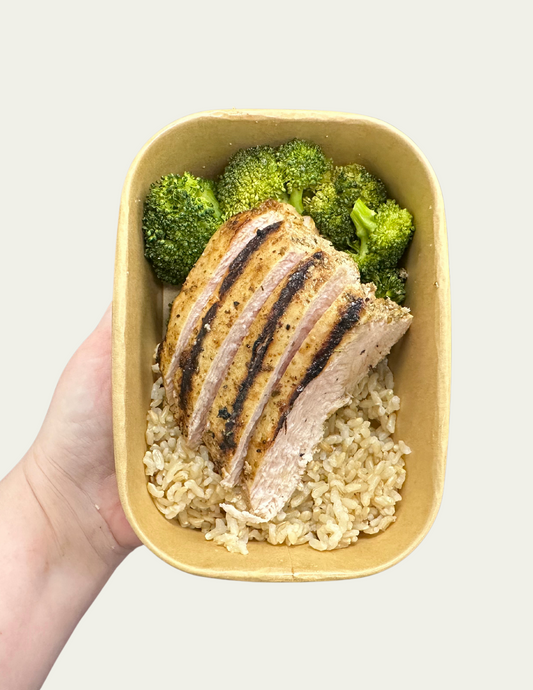 grilled chicken with roasted broccoli and rice